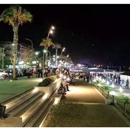 Le Dimore Di Ulisse A - - Bosco Littorio - Area Archeologica Tatil Evi *